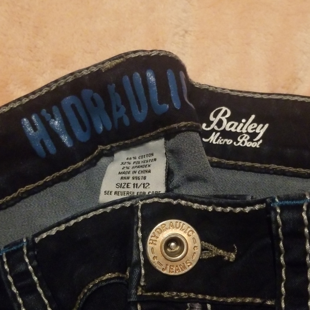 Jeans - Picture 2 of 2